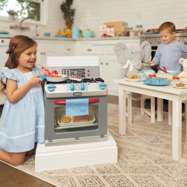 Little Tikes First Oven Realistic Pretend Play Appliance for Kids - Image 4